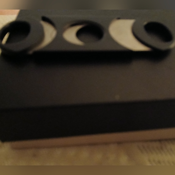 Vertigo Black and Silver Cigar Cutter - Picture 5 of 5